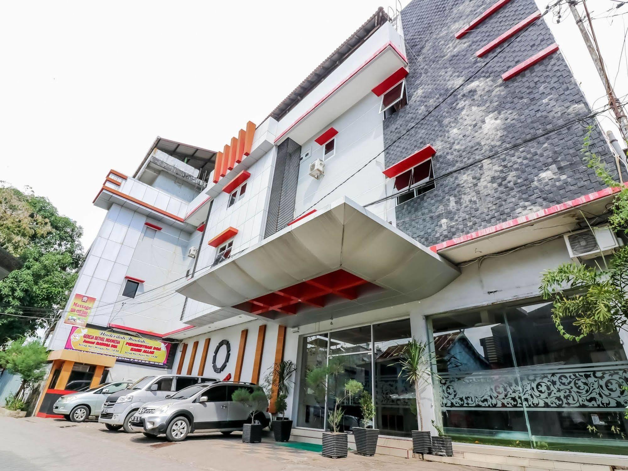 Hotel Nida Rotterdam Makassar